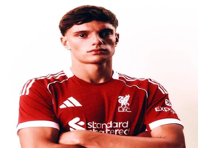 官方：前利物浦、布鲁日门将米尼奥莱将在本赛季结束后退役